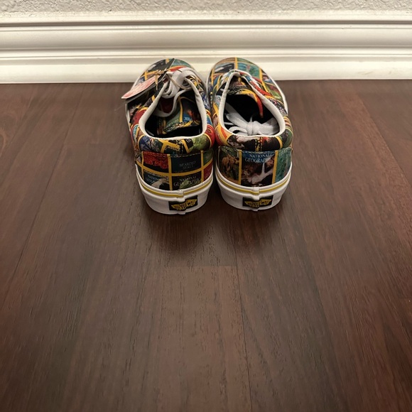 Limited Edition National Geographic Vans - Picture 2 of 2
